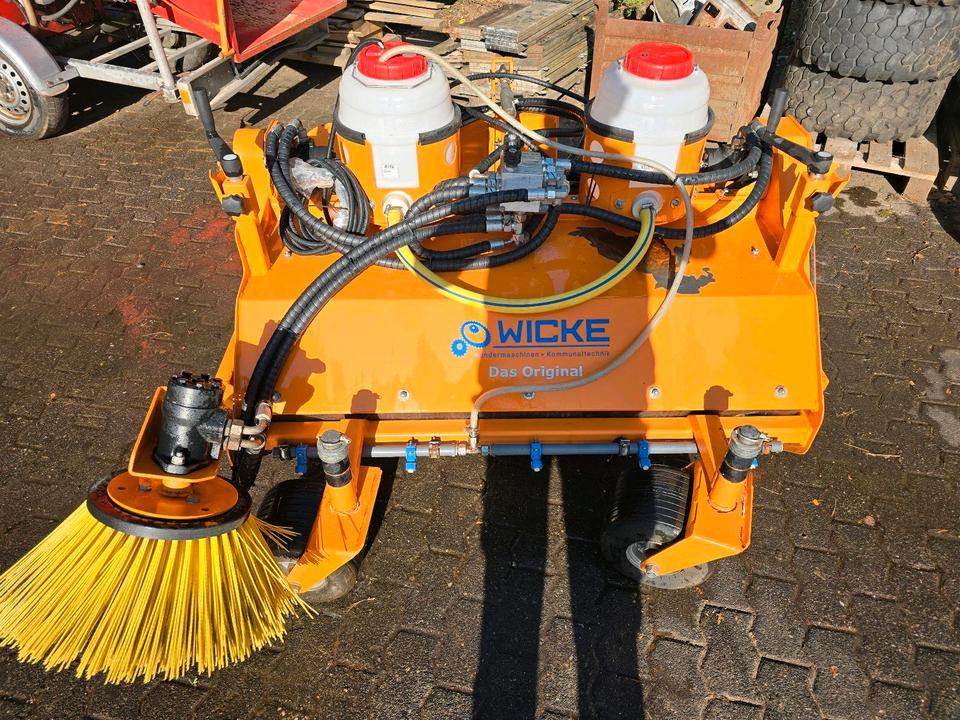 Wicke LSD 120 RA Laubsaugdüse Kehrmaschine Laubsauger für Hansa M31 - Barredora cucharón: foto 2 Wicke LSD 120 RA Laubsaugdüse Kehrmaschine Laubsauger für Hansa M31 - Barredora cucharón: foto 2