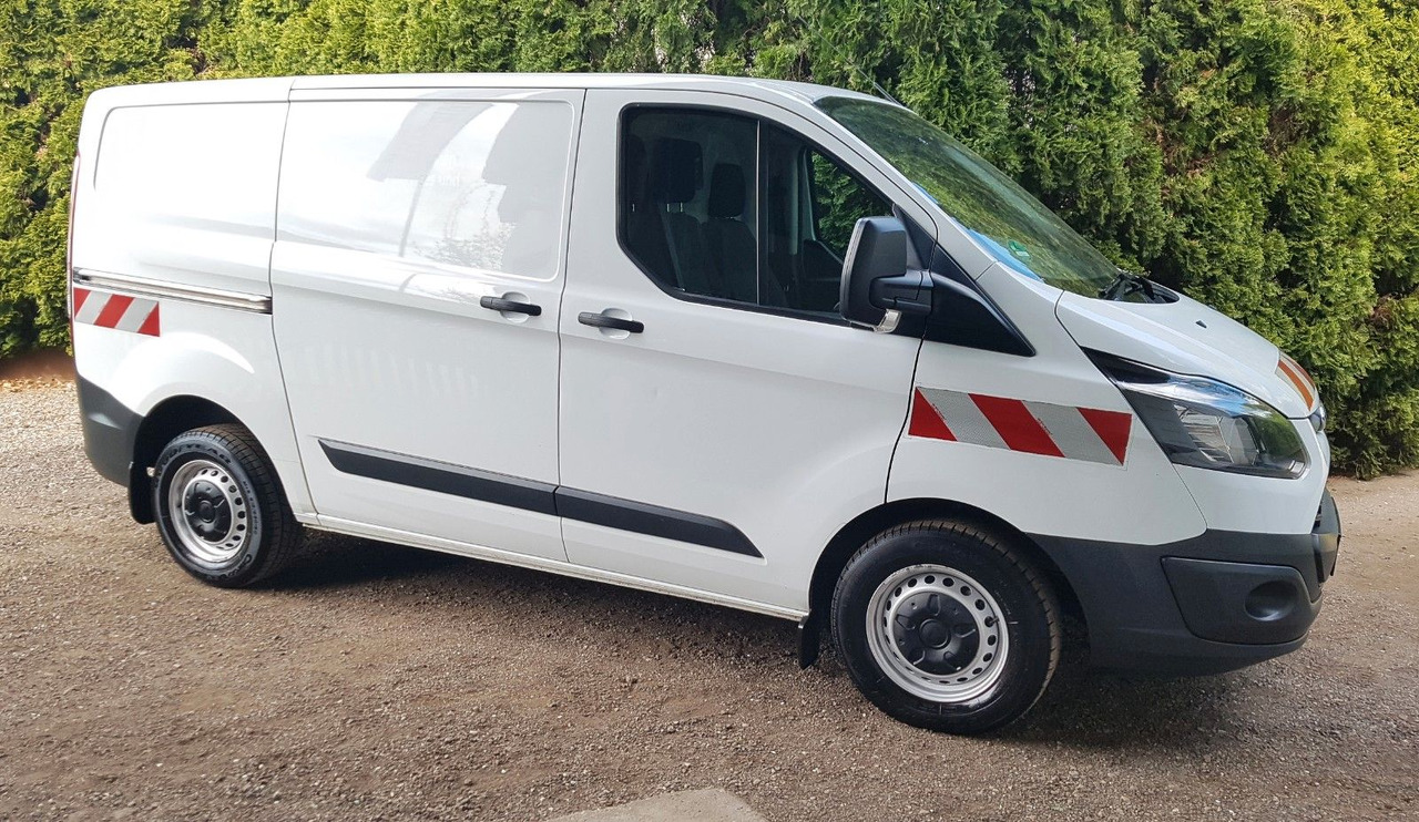 Ford Transit Sortimo Werkstatt 15xauf Lager 1.Hand - Furgoneta pequeña: foto 5 Ford Transit Sortimo Werkstatt 15xauf Lager 1.Hand - Furgoneta pequeña: foto 5