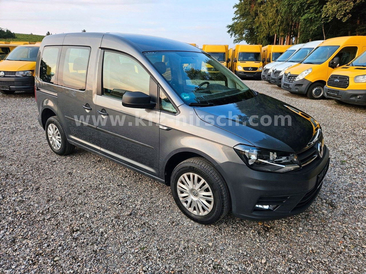 Volkswagen Caddy Temp*Sitzhzg*Navi*Blueth*2xSchiebetüre*1Hd - Furgoneta pequeña: foto 1 Volkswagen Caddy Temp*Sitzhzg*Navi*Blueth*2xSchiebetüre*1Hd - Furgoneta pequeña: foto 1