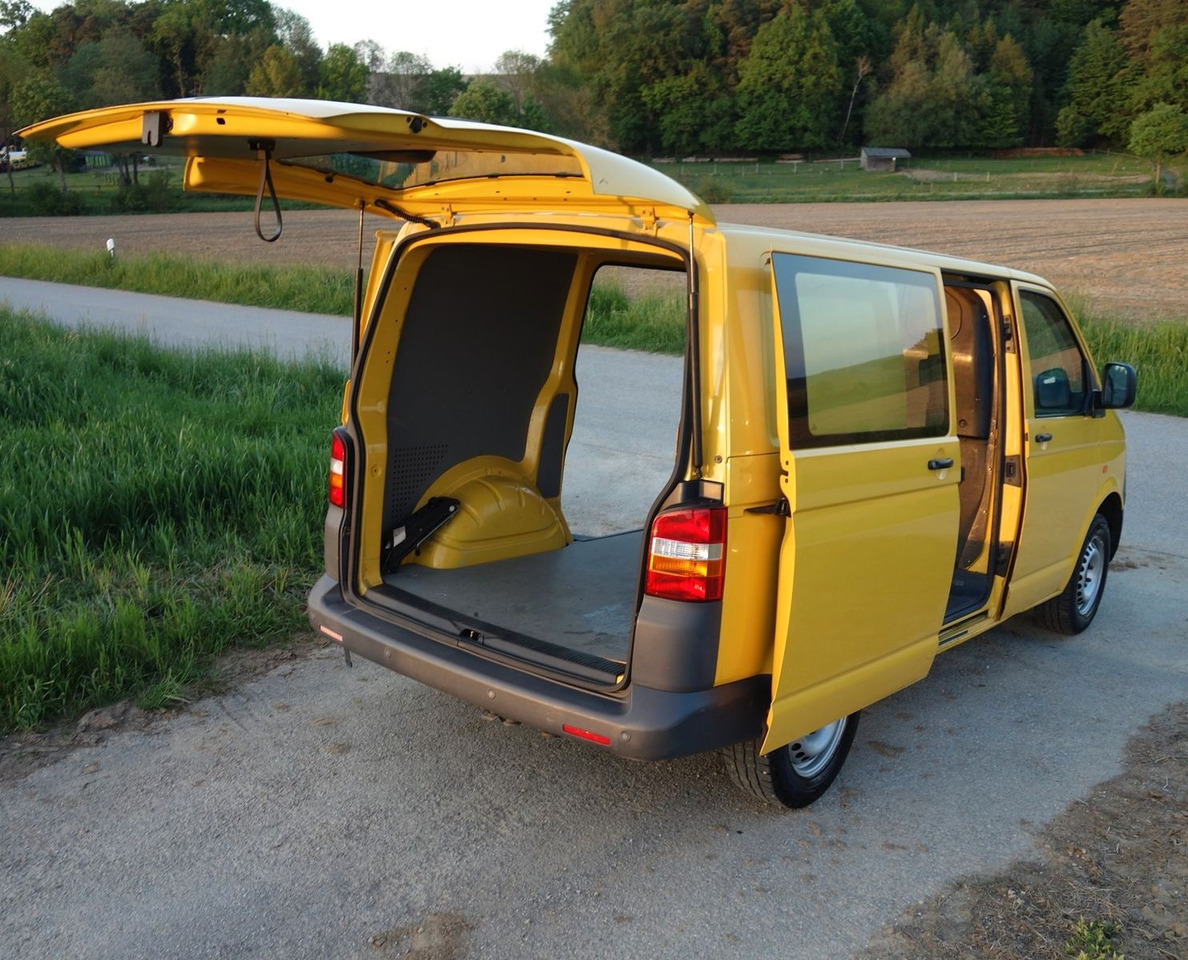 Volkswagen T5 1.9 TDI Transporter 2xSchiebetüre 1.Hand - Furgón: foto 5 Volkswagen T5 1.9 TDI Transporter 2xSchiebetüre 1.Hand - Furgón: foto 5