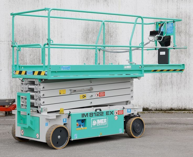 IMER GROUP Seria IM 122 Nowy podnośnik nożycowy elektryczny - Plataforma de tijeras: foto 1 IMER GROUP Seria IM 122 Nowy podnośnik nożycowy elektryczny - Plataforma de tijeras: foto 1