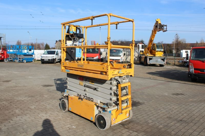 Podnośnik nożycowy elektryczny 9 m Imer IM7380 - Plataforma de tijeras: foto 2 Podnośnik nożycowy elektryczny 9 m Imer IM7380 - Plataforma de tijeras: foto 2