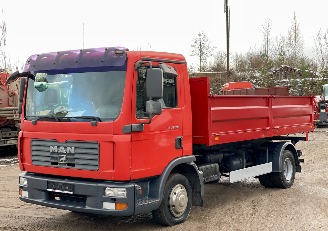 MAN TGL - Camión volquete: foto 3 MAN TGL - Camión volquete: foto 3