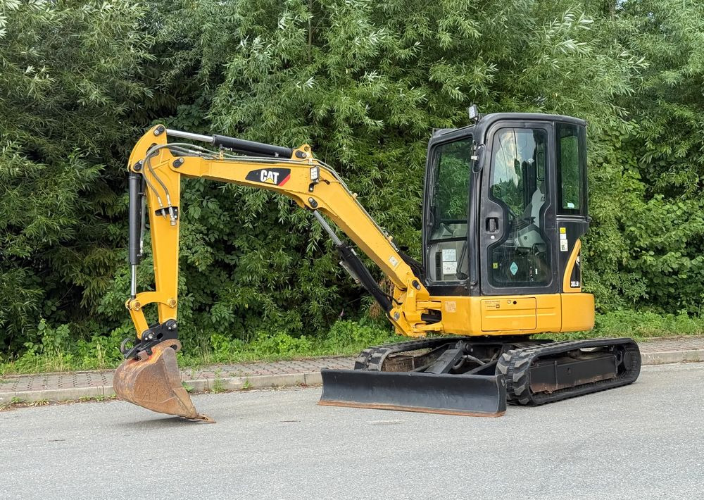 Caterpillar Minikoparka * CAT 303.5 E CR * Sprowadzona ! * Bardzo Dobry Stan * Minikoparka - Excavadora de cadenas: foto 2 Caterpillar Minikoparka * CAT 303.5 E CR * Sprowadzona ! * Bardzo Dobry Stan * Minikoparka - Excavadora de cadenas: foto 2