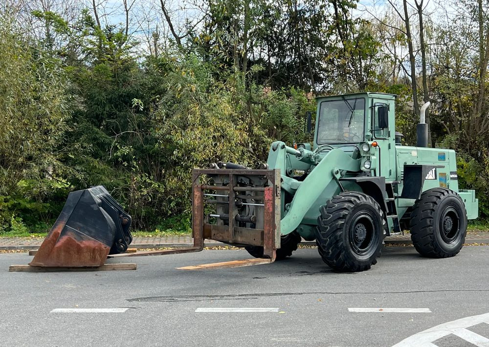 Komatsu Ładowarka KOMATSU 540 EX-army  Widły Łyżka Bardzo Dobry Stan ( CAT JCB Liebherr ) - Cargadora de ruedas: foto 2 Komatsu Ładowarka KOMATSU 540 EX-army  Widły Łyżka Bardzo Dobry Stan ( CAT JCB Liebherr ) - Cargadora de ruedas: foto 2