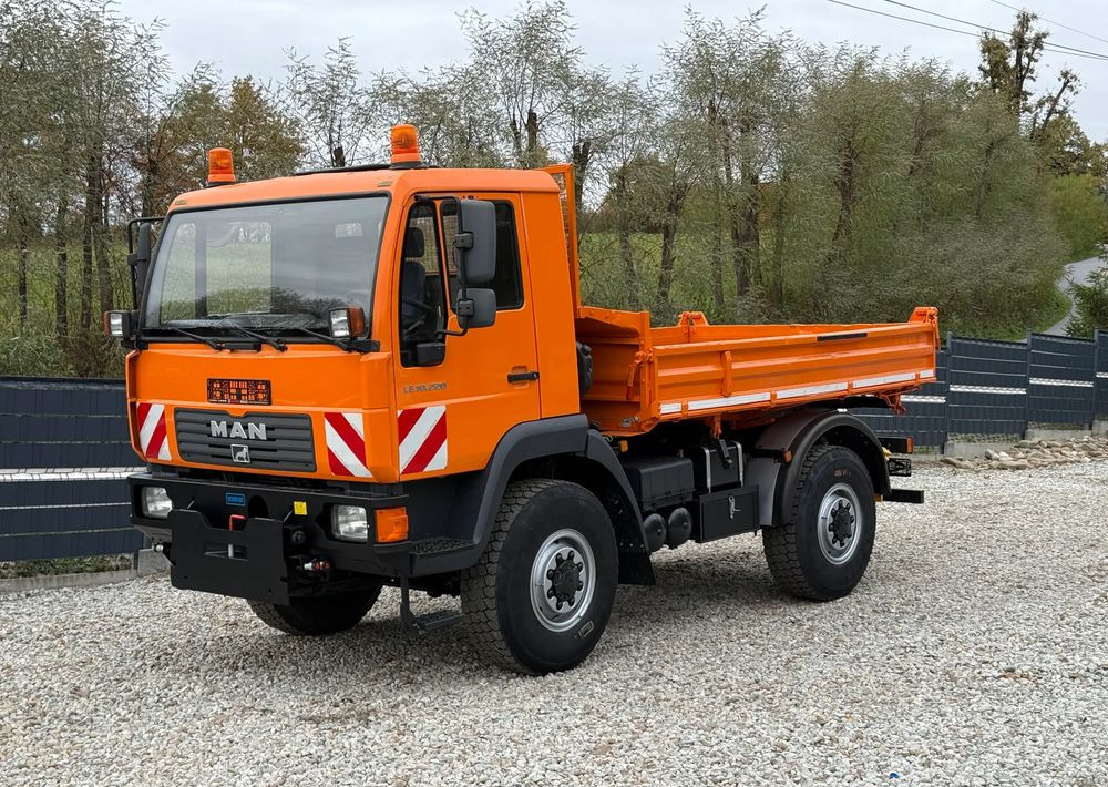 MAN * MAN 10-220 * Wywrotka Kiper Meiller * 4x4 * Zimowe Utrzymanie * Unimog * - Camión volquete: foto 2 MAN * MAN 10-220 * Wywrotka Kiper Meiller * 4x4 * Zimowe Utrzymanie * Unimog * - Camión volquete: foto 2