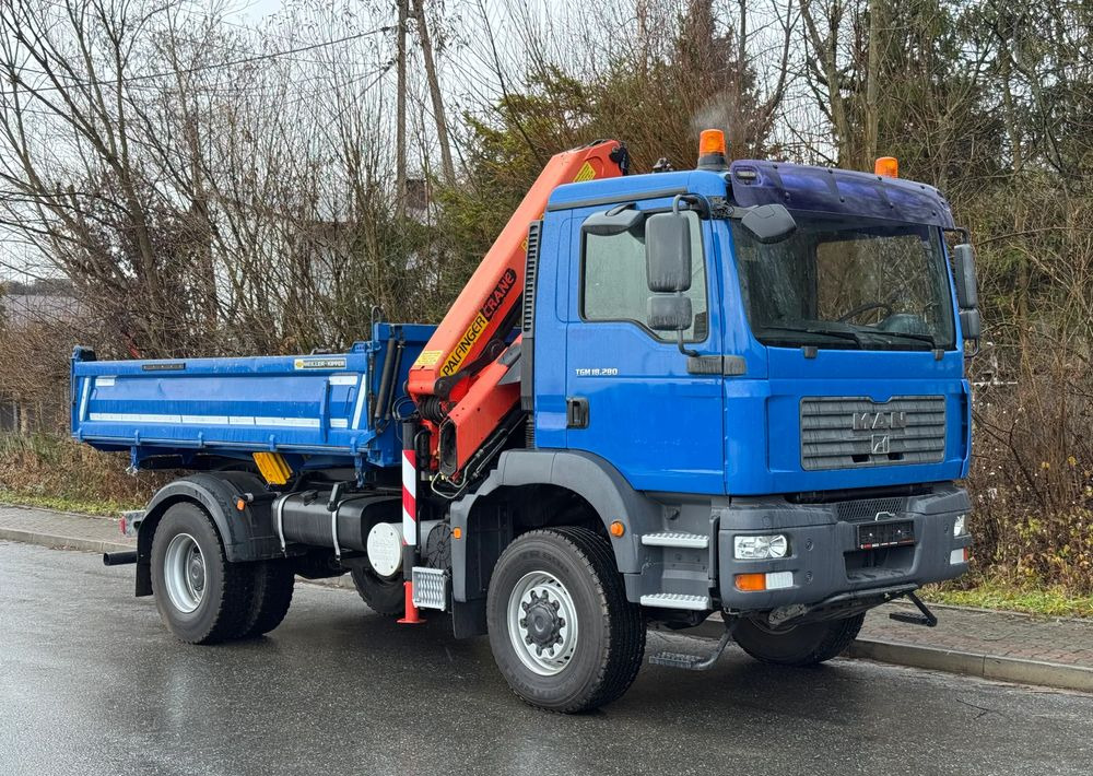 MAN * MAN 18 280 * Kiper Wywrotka * 4x4 * HDS Palfinger 120 STAN BARDZO DOBRY * Sprowadzony - Camión volquete: foto 2 MAN * MAN 18 280 * Kiper Wywrotka * 4x4 * HDS Palfinger 120 STAN BARDZO DOBRY * Sprowadzony - Camión volquete: foto 2