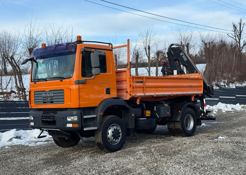 MAN * TGM 18-330 MAN 4x4 HDS Hiab 122 * Kiper Wywrotka * Bardzo Dobry Stan - Camión volquete: foto 2 MAN * TGM 18-330 MAN 4x4 HDS Hiab 122 * Kiper Wywrotka * Bardzo Dobry Stan - Camión volquete: foto 2