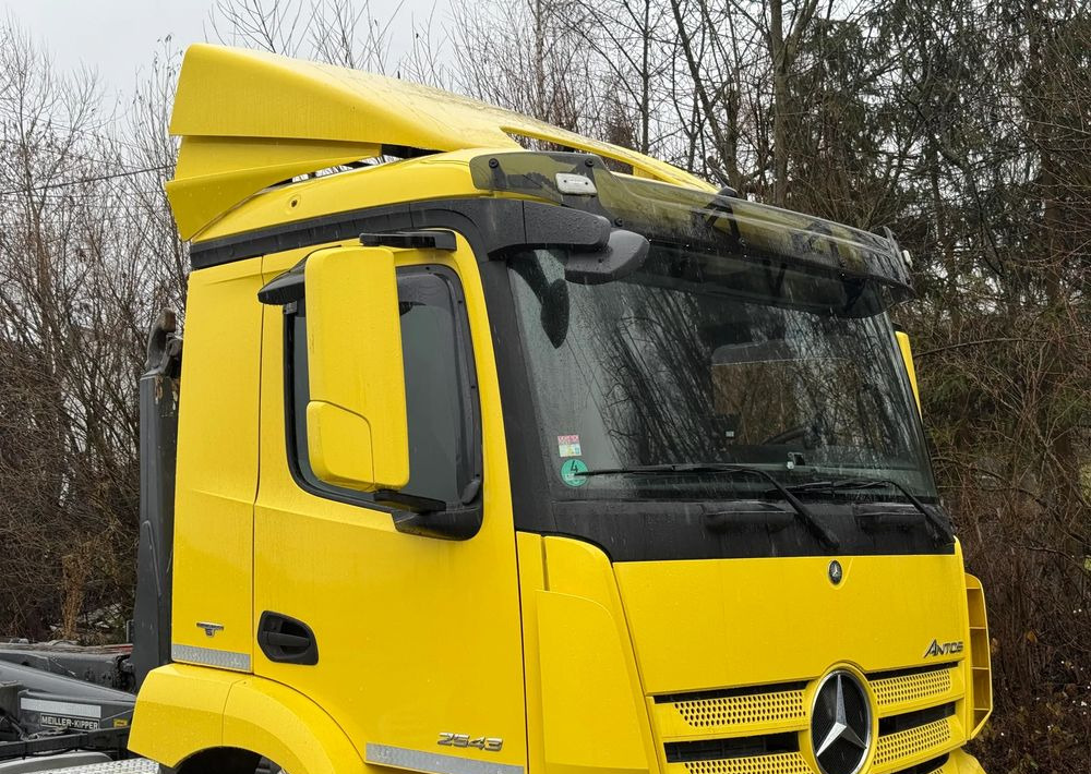 Mercedes-Benz * Hakowiec * Mercedes Antos 2543 * Sprowadzony * Stan Perfekcyjny - Camión multibasculante: foto 5 Mercedes-Benz * Hakowiec * Mercedes Antos 2543 * Sprowadzony * Stan Perfekcyjny - Camión multibasculante: foto 5