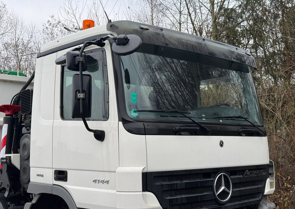 Mercedes-Benz * Mercedes 8x6 Actros 4144 * HDS Palfinger 150002 + FLY JIB PJ 170 * Dźwig * 40 TON * Wyciągarka * 35 Metrów * Kosz * - Camión caja abierta, Camión grúa: foto 3 Mercedes-Benz * Mercedes 8x6 Actros 4144 * HDS Palfinger 150002 + FLY JIB PJ 170 * Dźwig * 40 TON * Wyciągarka * 35 Metrów * Kosz * - Camión caja abierta, Camión grúa: foto 3