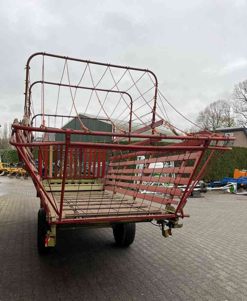 Bergmann Opraapwagen, ladewagen, weidebouwmachines - Remolque autocargador: foto 4 Bergmann Opraapwagen, ladewagen, weidebouwmachines - Remolque autocargador: foto 4