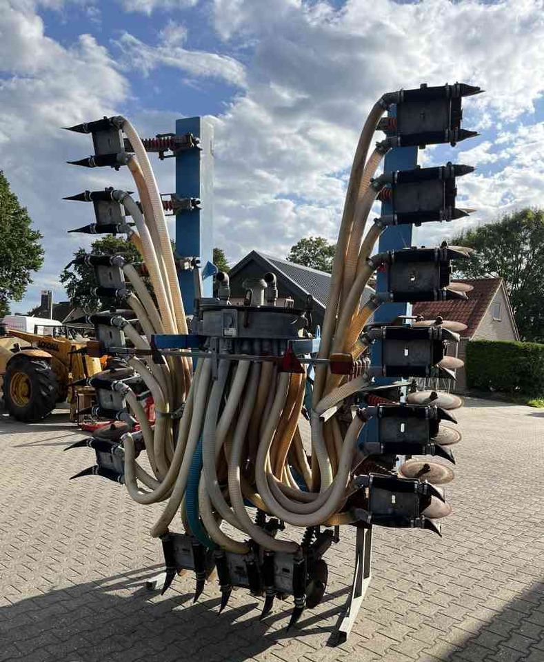 Duport Farmer 6030 DW Graslandbemester, zodebemester, mestverwerking - Inyector de purín: foto 4 Duport Farmer 6030 DW Graslandbemester, zodebemester, mestverwerking - Inyector de purín: foto 4