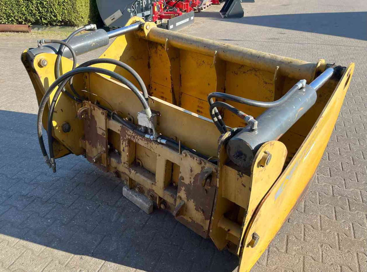 Mammut Kuilhapper Euro aansluiting voermachines - Equipo para silos: foto 5 Mammut Kuilhapper Euro aansluiting voermachines - Equipo para silos: foto 5