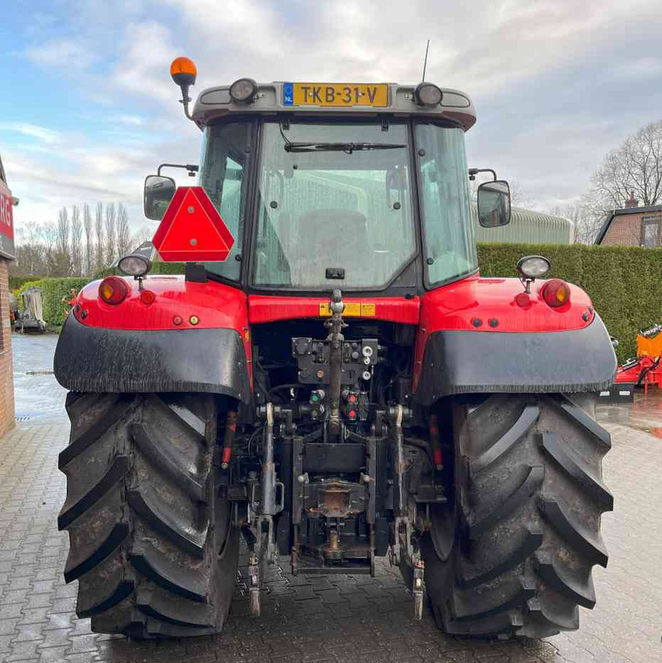 Massey Ferguson 6480 Dyna-6 T3 tractoren - Tractor: foto 4 Massey Ferguson 6480 Dyna-6 T3 tractoren - Tractor: foto 4
