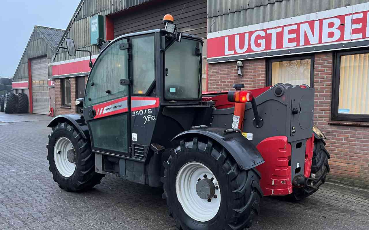 Massey Ferguson 9407S Xtra verreiker - Manipulador telescópico: foto 3 Massey Ferguson 9407S Xtra verreiker - Manipulador telescópico: foto 3