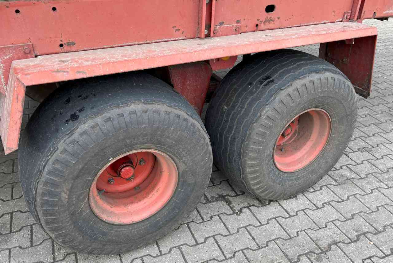 Strautmann Super Vitesse Opraapwagen, ladewagen, weidebouwmachines - Remolque autocargador: foto 5 Strautmann Super Vitesse Opraapwagen, ladewagen, weidebouwmachines - Remolque autocargador: foto 5