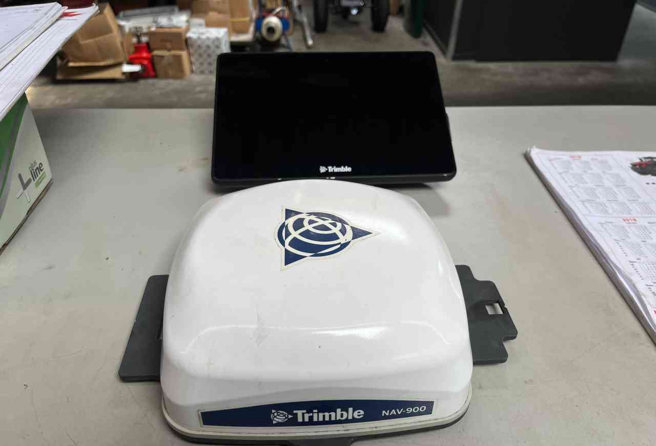 Trimble GFX 750 GPS systeem tractoren - Sistema de navegación para Maquinaria agrícola: foto 4 Trimble GFX 750 GPS systeem tractoren - Sistema de navegación para Maquinaria agrícola: foto 4