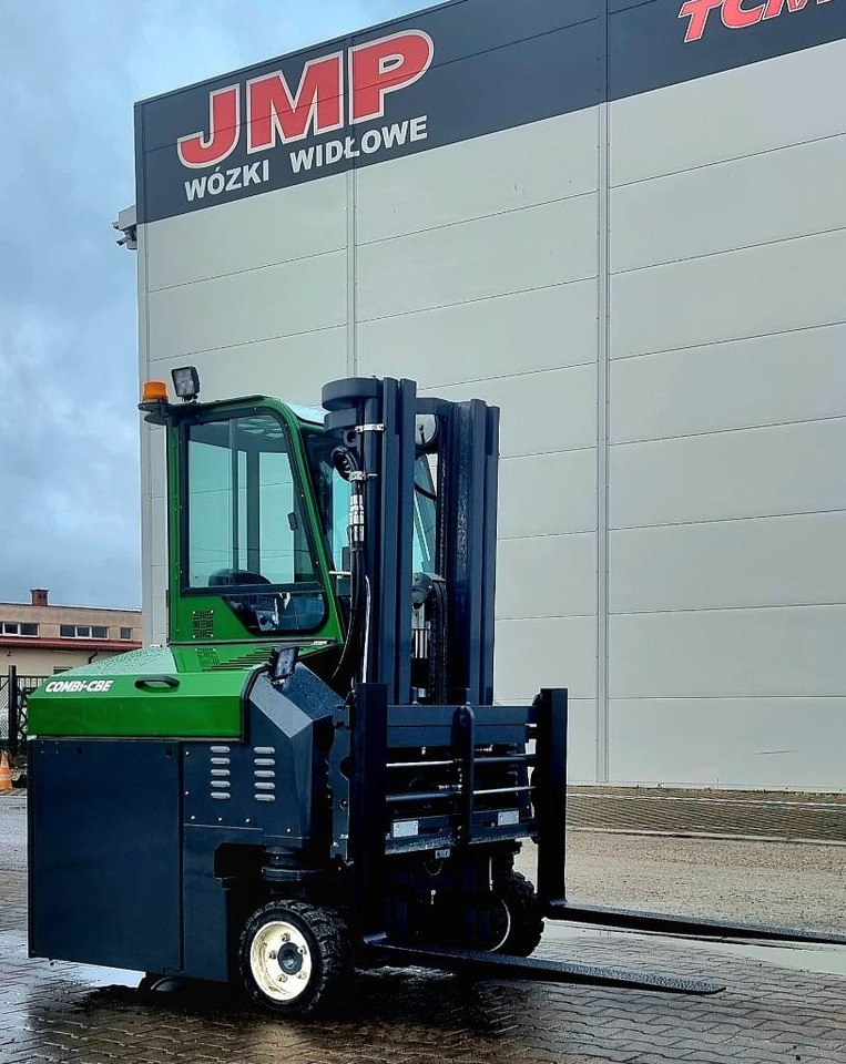 Combilift CBE 2500 - Carretilla de 4 vías: foto 1 Combilift CBE 2500 - Carretilla de 4 vías: foto 1