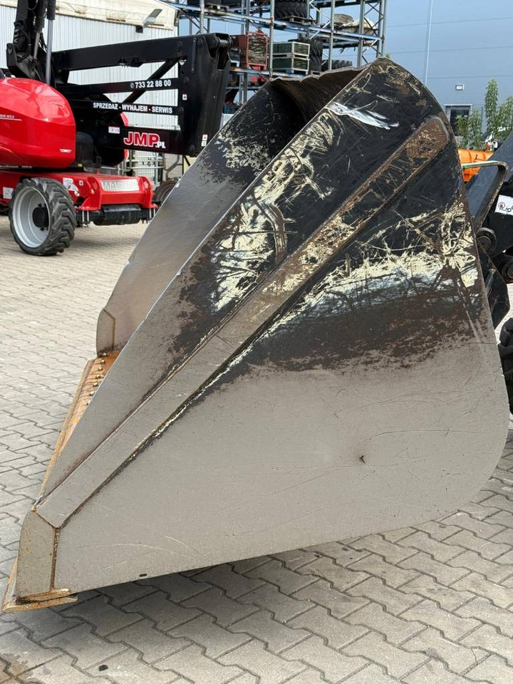 Manitou CBA 2500 LDR 2450mm 2,5m3 570554 - Cazo para Maquinaria de construcción: foto 2 Manitou CBA 2500 LDR 2450mm 2,5m3 570554 - Cazo para Maquinaria de construcción: foto 2