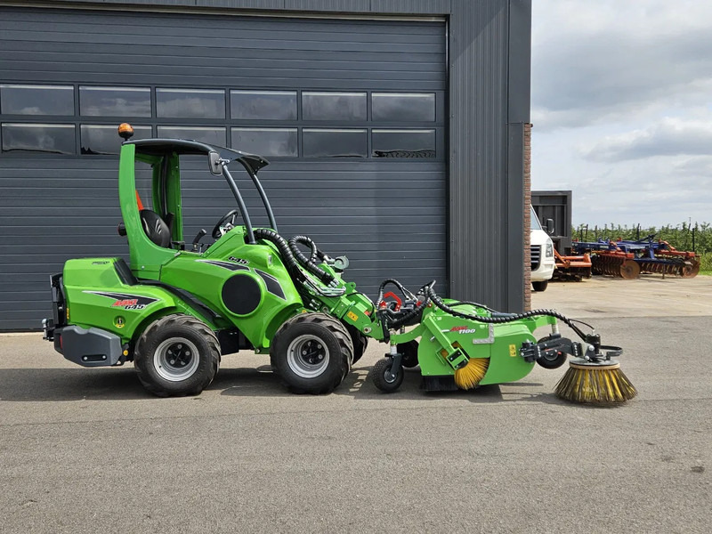 Avant 645i Rental mini-shovel - Minicargadora de cadenas: foto 2 Avant 645i Rental mini-shovel - Minicargadora de cadenas: foto 2