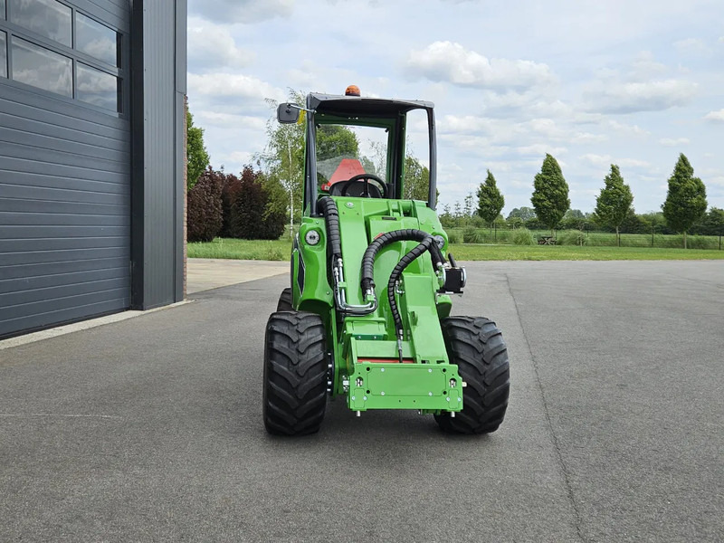 Minicargadora de cadenas Avant 755i Rental mini-shovel: foto 11