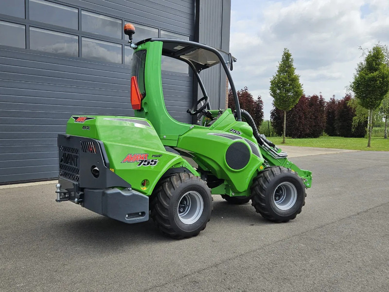 Avant 755i Rental mini-shovel - Minicargadora de cadenas: foto 4 Avant 755i Rental mini-shovel - Minicargadora de cadenas: foto 4