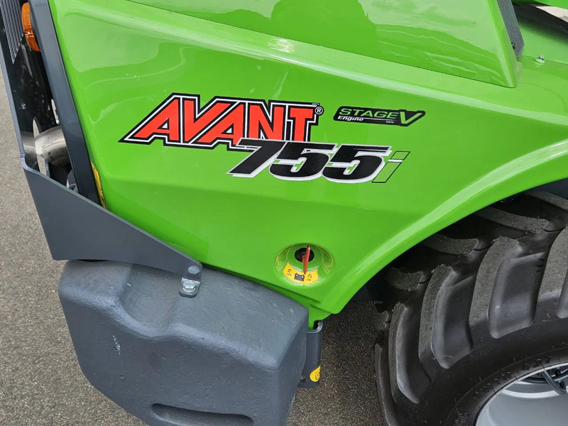 Minicargadora de cadenas Avant 755i Rental mini-shovel: foto 13