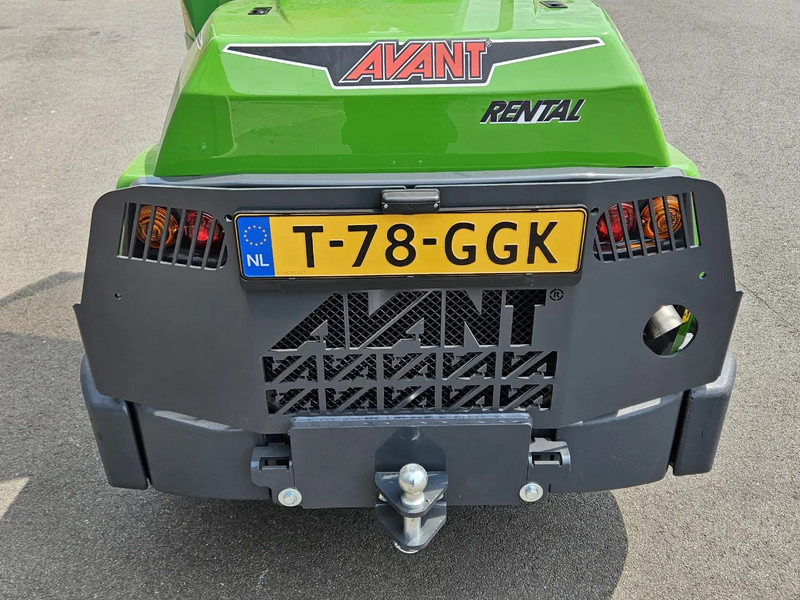 Minicargadora de cadenas Avant 755i Rental mini-shovel: foto 12