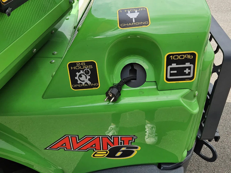 Minicargadora de cadenas Avant E6 Mini-shovel: foto 19 Minicargadora de cadenas Avant E6 Mini-shovel: foto 19