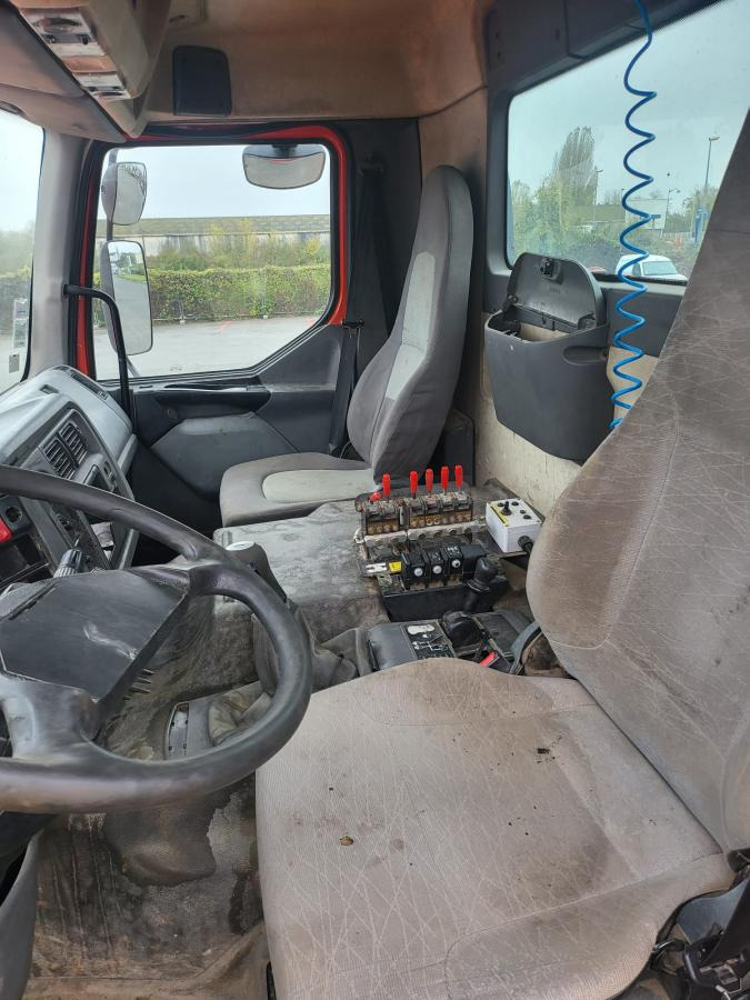 Camión multibasculante Renault Kerax 420 DCI: foto 9