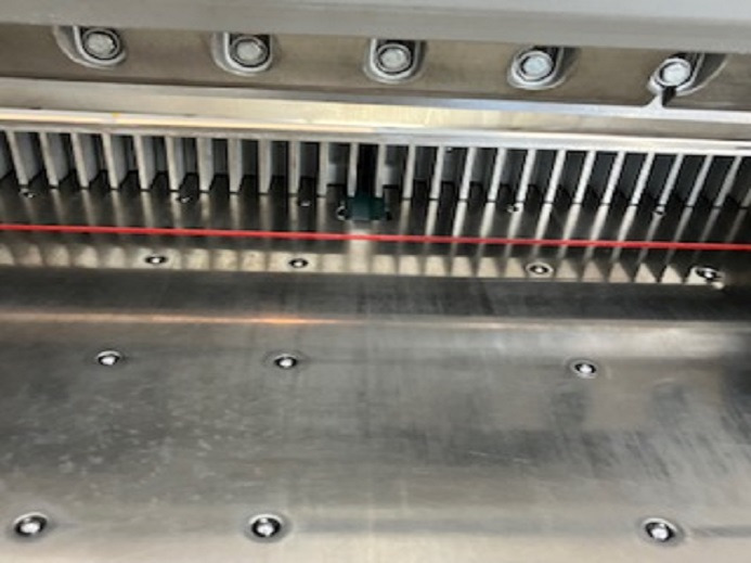 POLAR 78 ES - Máquina cortadora de papel: foto 2 POLAR 78 ES - Máquina cortadora de papel: foto 2