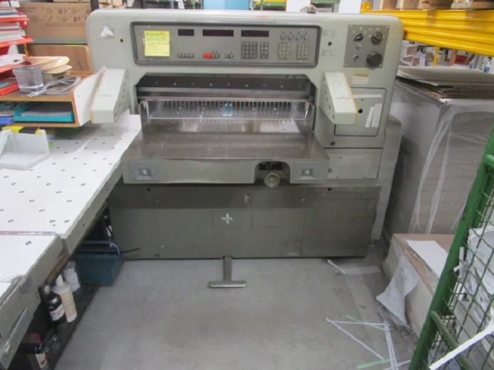 POLAR 92 EMC - Máquina cortadora de papel: foto 1 POLAR 92 EMC - Máquina cortadora de papel: foto 1