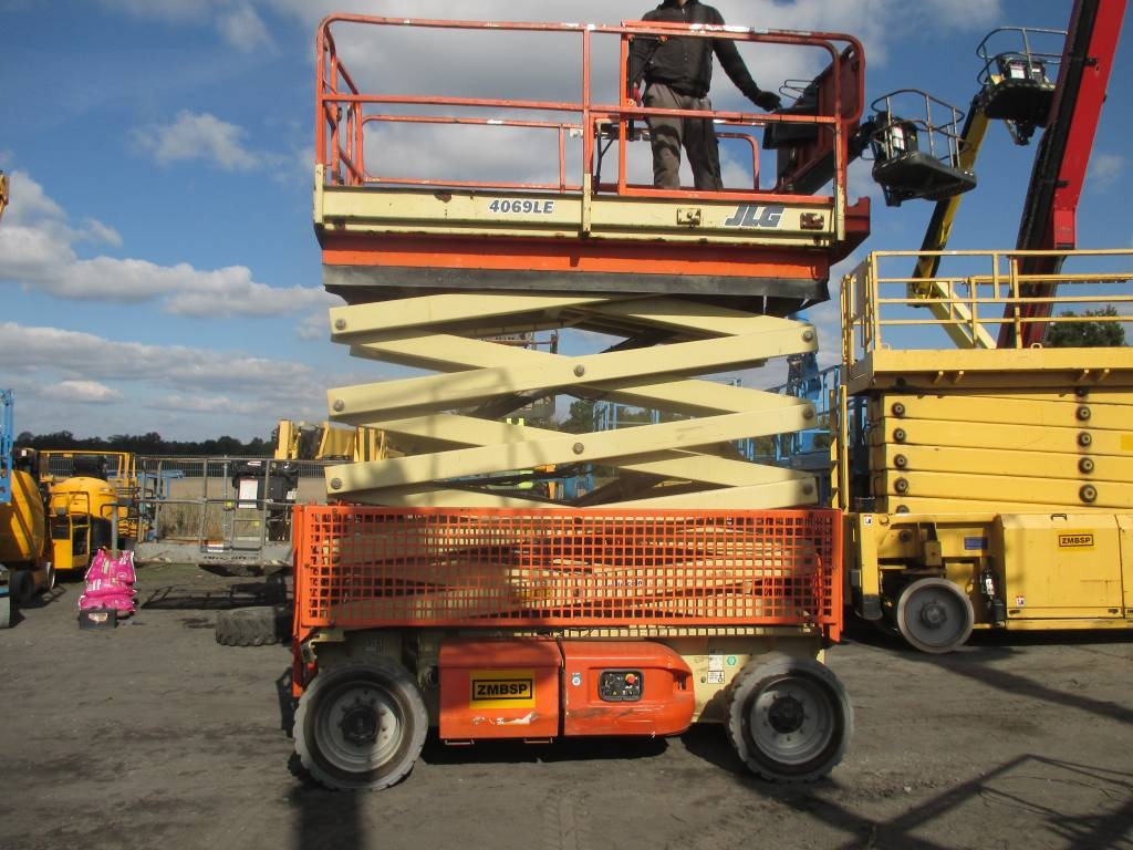 JLG 4069 LE - Plataforma de tijeras: foto 1 JLG 4069 LE - Plataforma de tijeras: foto 1