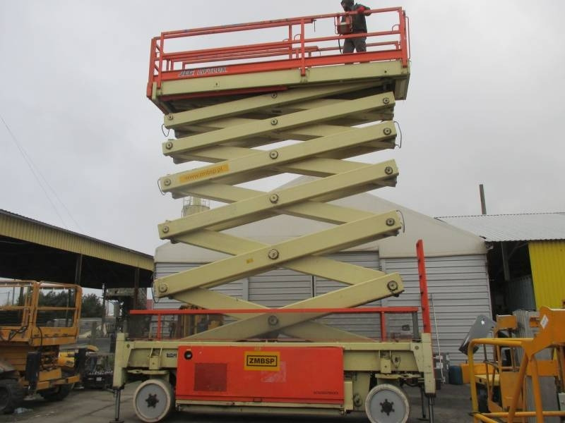 JLG Liftlux 245-12 - Plataforma de tijeras: foto 1 JLG Liftlux 245-12 - Plataforma de tijeras: foto 1