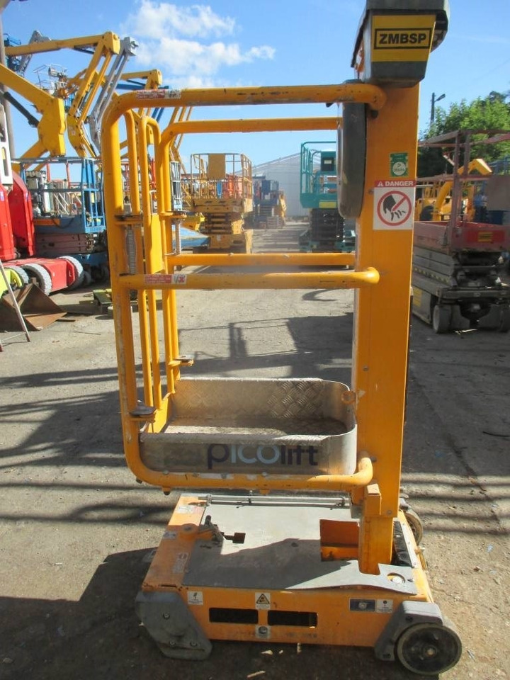 Plataforma de mástil vertical JLG Pecolift: foto 5