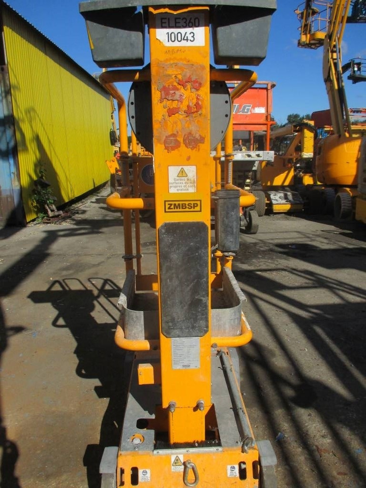 JLG Pecolift - Plataforma de mástil vertical: foto 3 JLG Pecolift - Plataforma de mástil vertical: foto 3