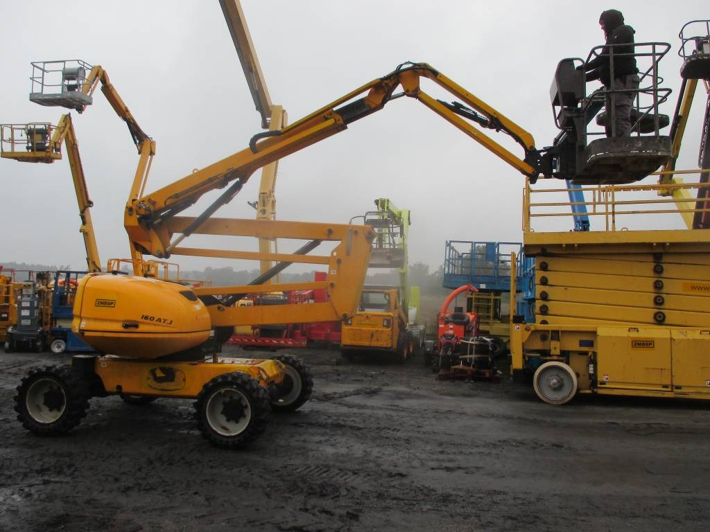 Manitou 160 ATJ  - Plataforma articulada: foto 1 Manitou 160 ATJ  - Plataforma articulada: foto 1