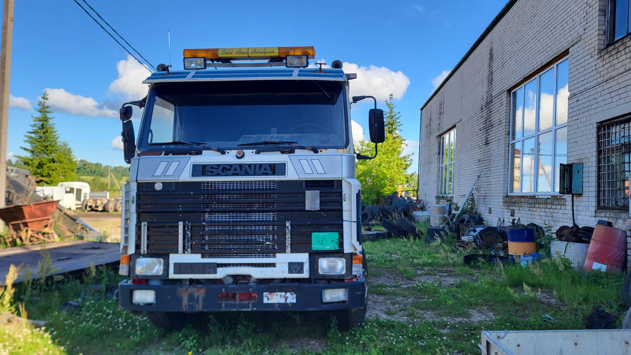 SCANIA R 142 H 6X2 SU KRANU - Cabeza tractora: foto 3 SCANIA R 142 H 6X2 SU KRANU - Cabeza tractora: foto 3