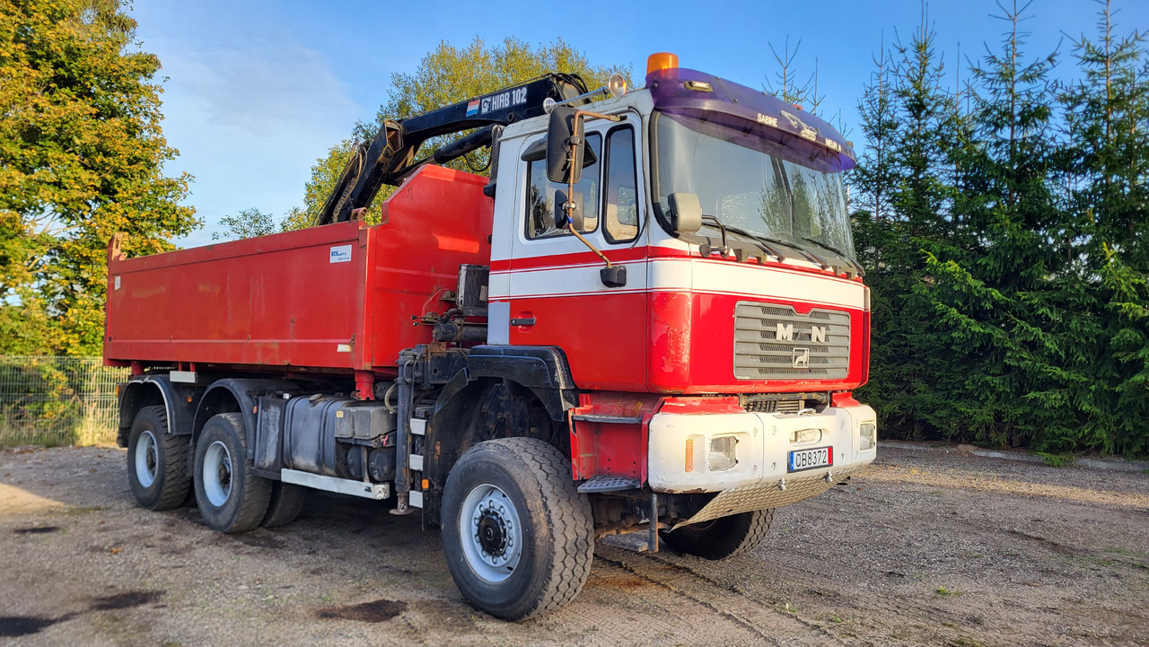 MAN 33.414 6X6 HIAB 102 33.414 - Camión volquete: foto 2 MAN 33.414 6X6 HIAB 102 33.414 - Camión volquete: foto 2