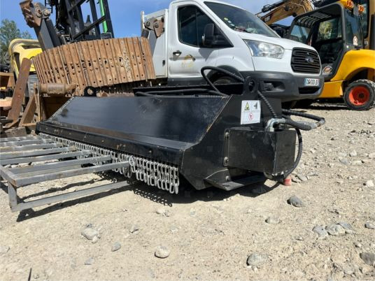 Broyeur pour mini chargeur - Desbrozadora de martillos: foto 2 Broyeur pour mini chargeur - Desbrozadora de martillos: foto 2