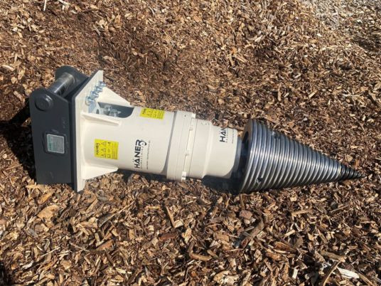 Fendeuse a bois pour minipelle de 3T à 6T - Astilladora de leña: foto 1 Fendeuse a bois pour minipelle de 3T à 6T - Astilladora de leña: foto 1