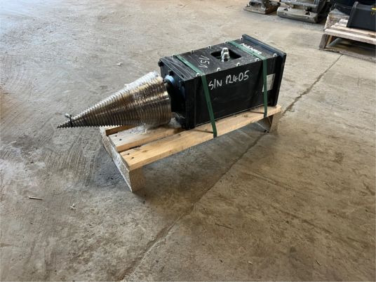 Fendeuse à bois pour pelle de 3T à 7T - Astilladora de leña: foto 3 Fendeuse à bois pour pelle de 3T à 7T - Astilladora de leña: foto 3