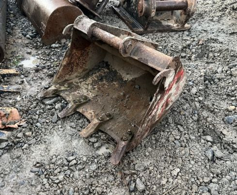 Godet de terrassement - QA05 arden - Cazo para excavadora: foto 3 Godet de terrassement - QA05 arden - Cazo para excavadora: foto 3