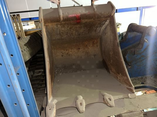 Godet terrassement Arden QA20 - QA21 - Cazo para excavadora: foto 1 Godet terrassement Arden QA20 - QA21 - Cazo para excavadora: foto 1