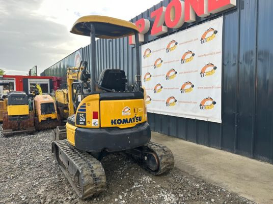 Komatsu PC26MR-3 à 19900€ HT - Miniexcavadora: foto 4 Komatsu PC26MR-3 à 19900€ HT - Miniexcavadora: foto 4