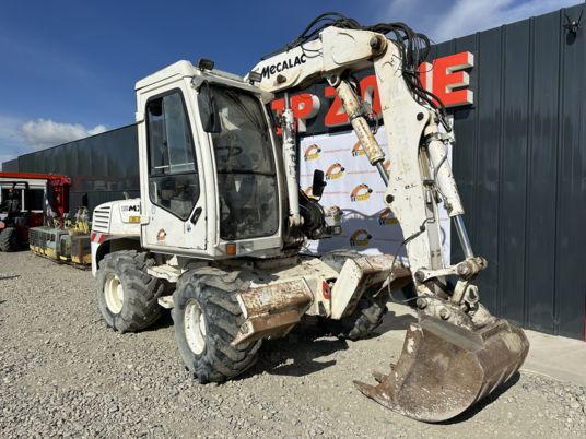 Mecalac 12MXT - Déport - Caméra x 2 - Excavadora de ruedas: foto 3 Mecalac 12MXT - Déport - Caméra x 2 - Excavadora de ruedas: foto 3