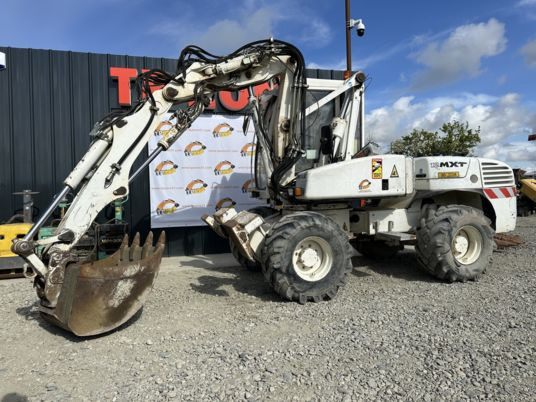 Mecalac 12MXT - Déport - Caméra x 2 - Excavadora de ruedas: foto 2 Mecalac 12MXT - Déport - Caméra x 2 - Excavadora de ruedas: foto 2
