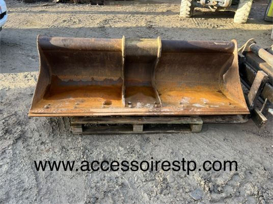 Godet de curage Arden pour pelle de 12T à 16T QA30 QA31 - Cazo para excavadora: foto 1 Godet de curage Arden pour pelle de 12T à 16T QA30 QA31 - Cazo para excavadora: foto 1