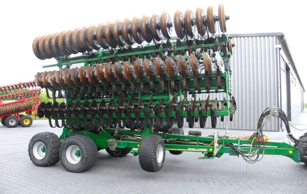 Great Plains Simba X-Prees 10 Stan Bardzo Dobry, 2014 Rok, Nie Malowana - Equipo para trabajo del suelo: foto 3 Great Plains Simba X-Prees 10 Stan Bardzo Dobry, 2014 Rok, Nie Malowana - Equipo para trabajo del suelo: foto 3