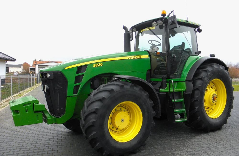 John Deere 8230 2009 Rok POWERSHIFT, Nie Malowany, Stan Bardzo Dobry - Tractor: foto 4 John Deere 8230 2009 Rok POWERSHIFT, Nie Malowany, Stan Bardzo Dobry - Tractor: foto 4